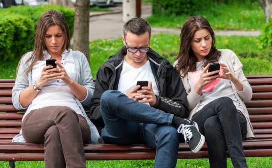 Image showing a group with smartphone overuse