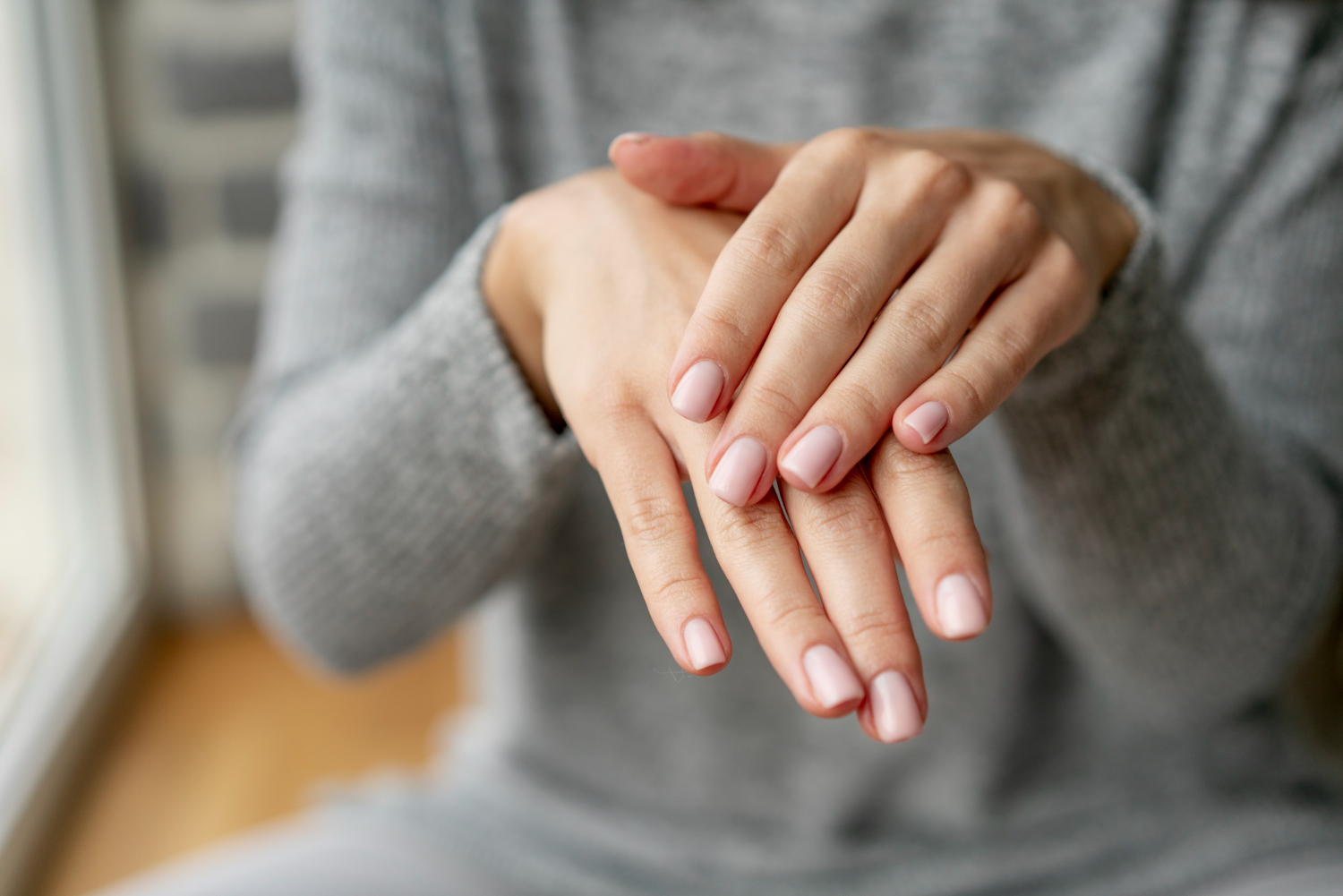 nails