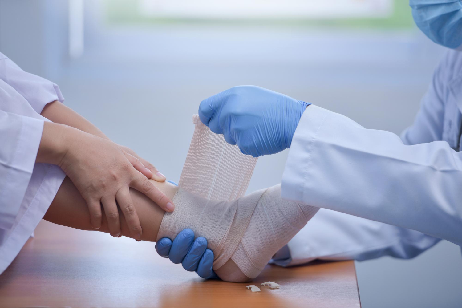First Aid: Tips To Follow For A Sprain sprain