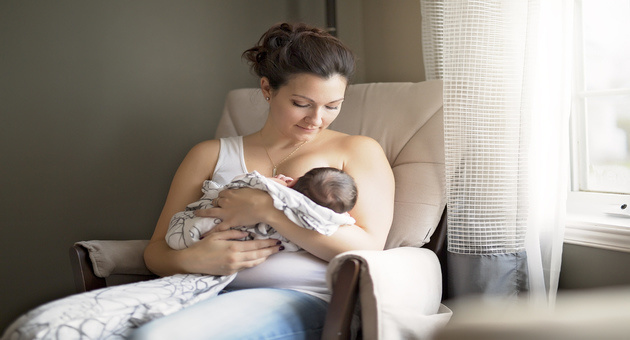 The 5 Foods to Eat While Breastfeeding