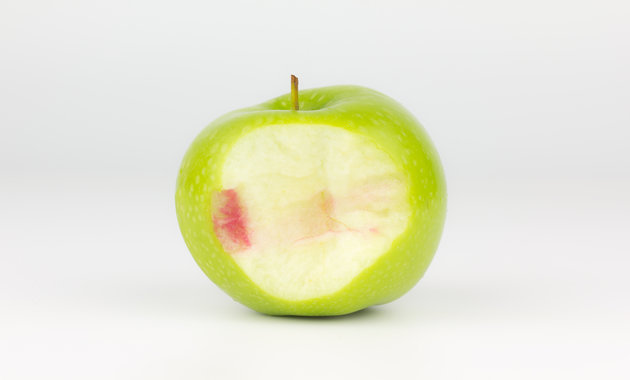 4 Effective Home Remedies For Bleeding Gums