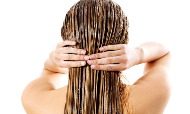 5 Natural Ways To Add Volume And Shine To Your Lifeless Hair