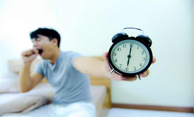 Insufficient Sleep Could Increase Waist Circumference By Upto 3 Centimeters!