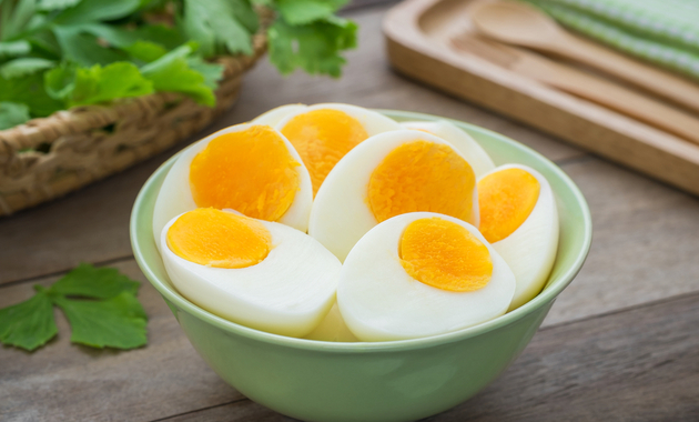 अंडे का पीला भाग या सफ़ेद भाग : क्या है ज्यादा फायदेमंद?