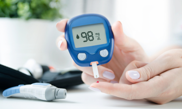 step-by-step guide to use a glucometer