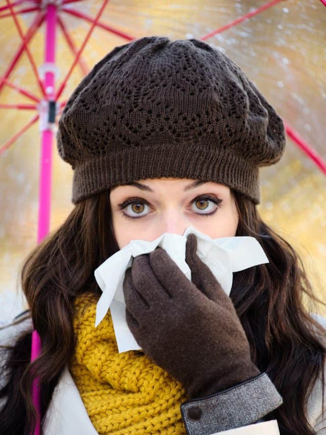 5 Expert Tips To Manage Cold & Cough This Monsoon 5 Expert Tips To Manage Cold & Cough This Monsoon