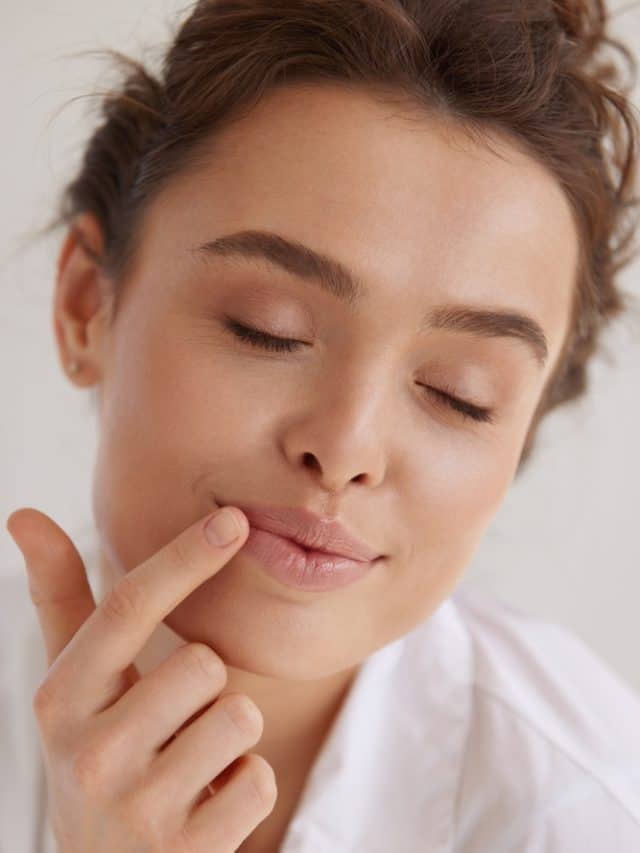 6 Winter Hacks With Petroleum Jelly 6 Winter Hacks With Petroleum Jelly