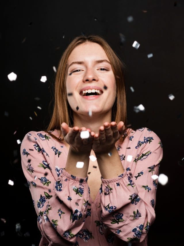 5 New Year Resolutions To Maintain A Healthy & Glowing Skin 5 New Year Resolutions To Maintain A Healthy & Glowing Skin