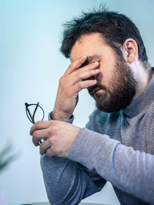 Headache Behind The Eyes: Know The 5 Reasons Headache Behind The Eyes: Know The 5 Reasons