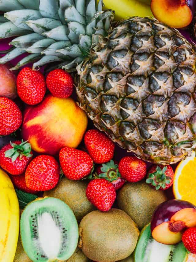 This Is How You Should Eat Fruits, As Per Ayurveda This Is How You Should Eat Fruits, As Per Ayurveda