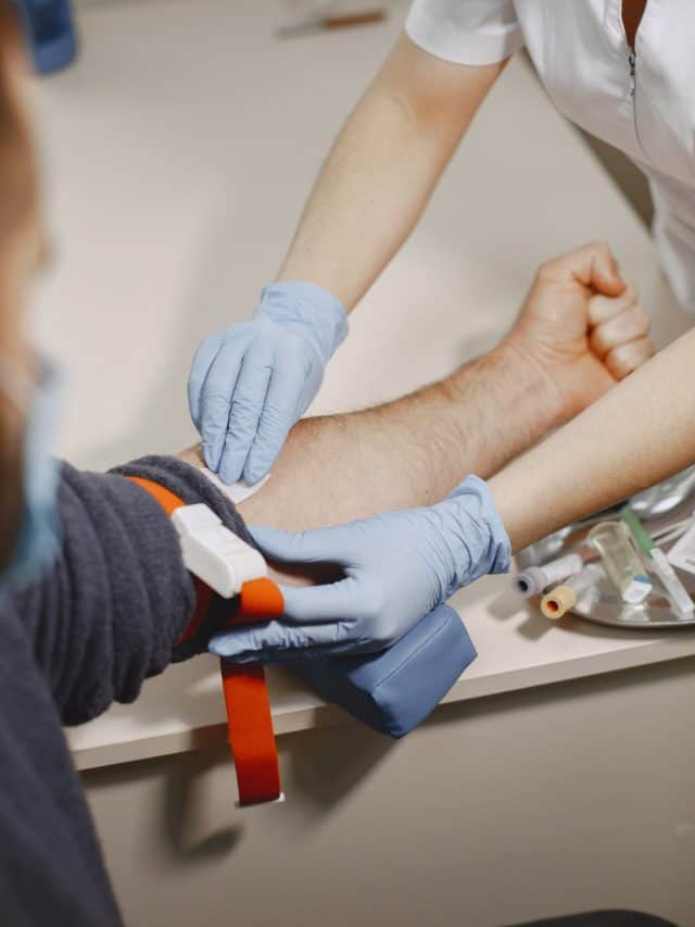 6 Precautions To Be Taken After A Blood Test 6 Precautions To Be Taken After A Blood Test