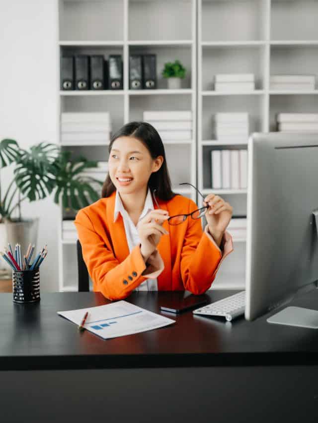 5 Tips To Follow At Work To Avoid Weight Gain