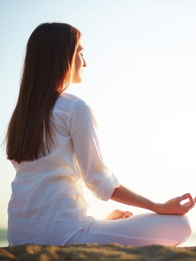 4 Yoga Poses To Keep You Cool This Summer 4 Yoga Poses To Keep You Cool This Summer