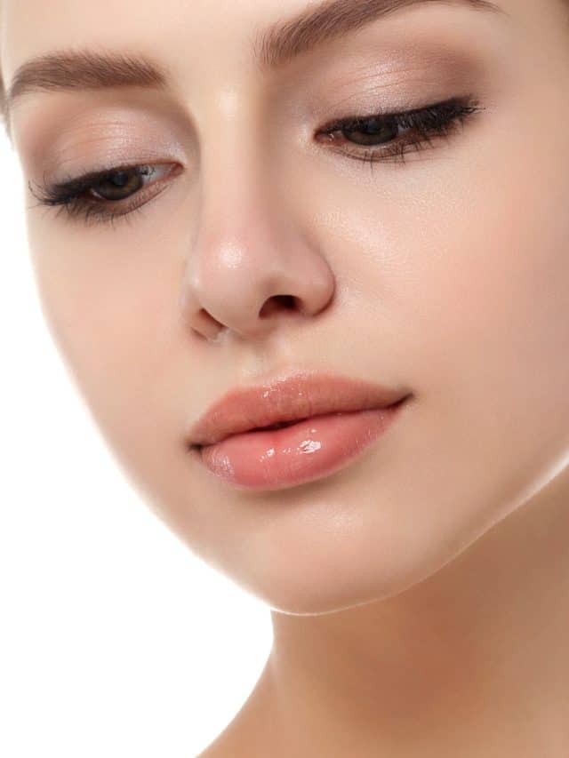 Tips To Keep Lips Hydrated During Summer