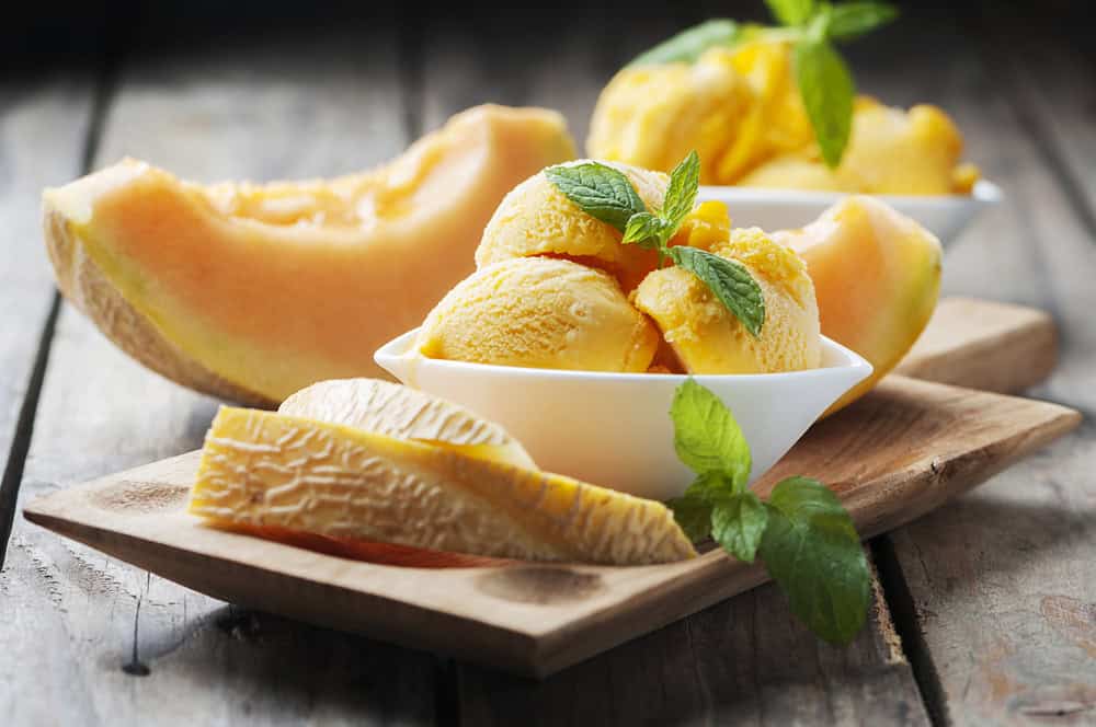 Fresh,Ice-cream,With,Melon,And,Mint,,Selective,Focus