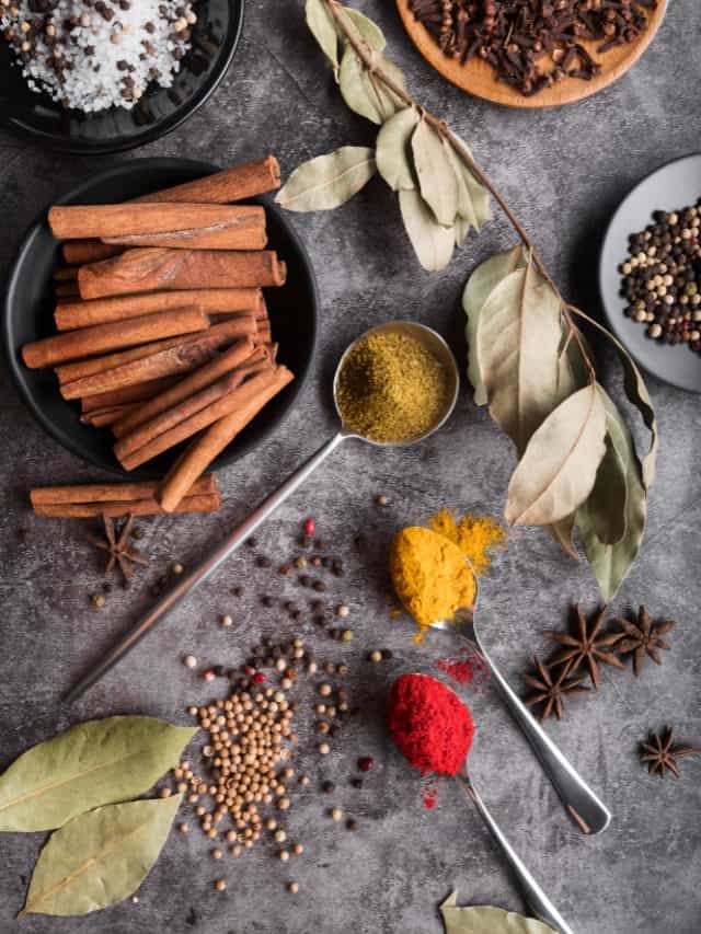 6 Herbs & Spices To Keep Your Kidney & Liver Healthy