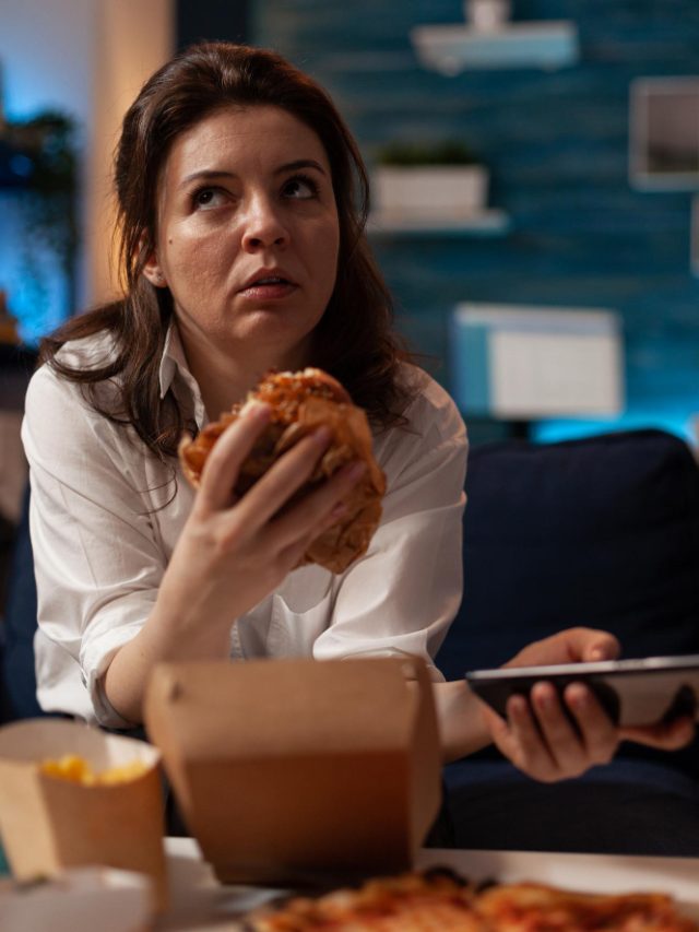 7 Signs You Are Eating Too Many Carbs