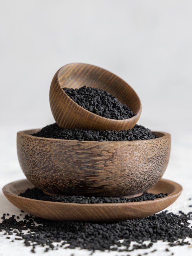 7 Benefits Of Kalonji Seeds For Hair