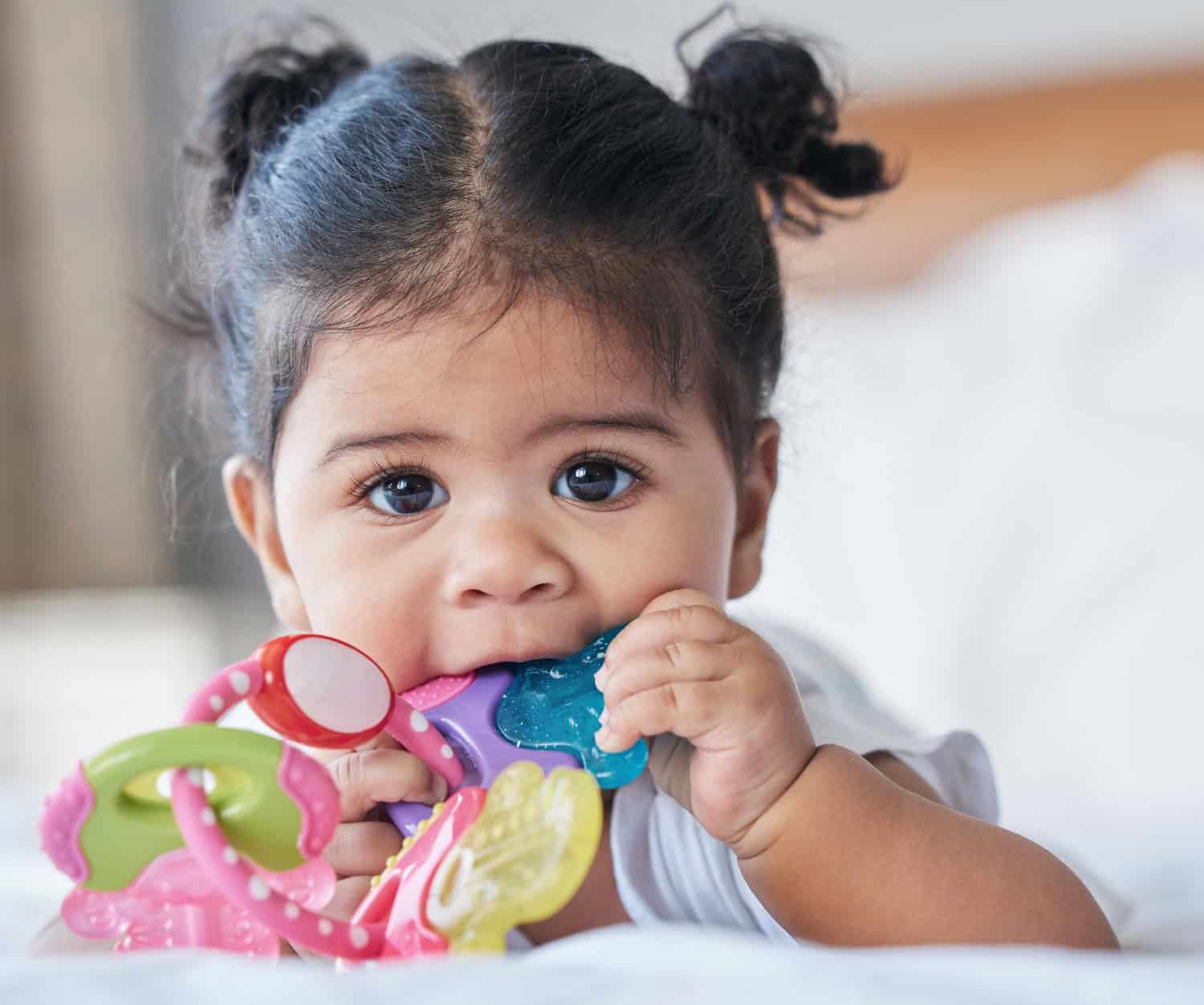 kids and pacifier