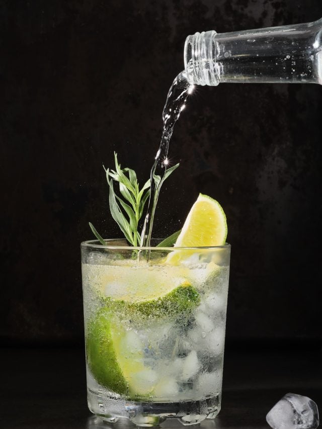 6 Drinks To Avoid During Monsoon