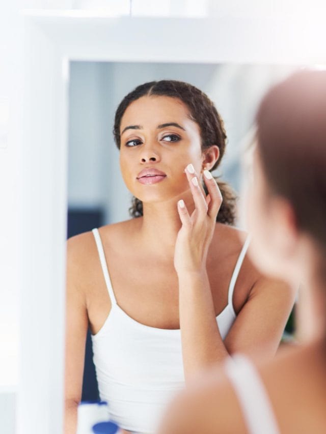 7 Skincare Tips For Oily Skin In Monsoon 7 Skincare Tips For Oily Skin In Monsoon