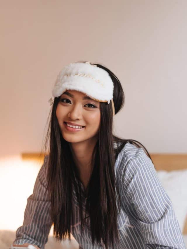 5 Hairstyles To Protect Your Hair While Sleeping 5 Hairstyles To Protect Your Hair While Sleeping