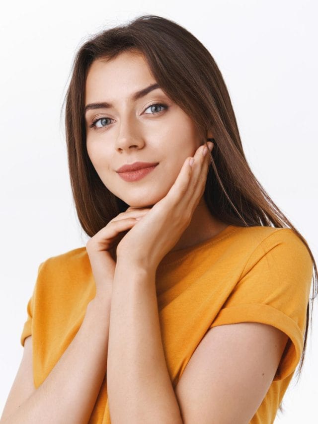 5 Essential Vitamins For Healthy & Glowing Skin