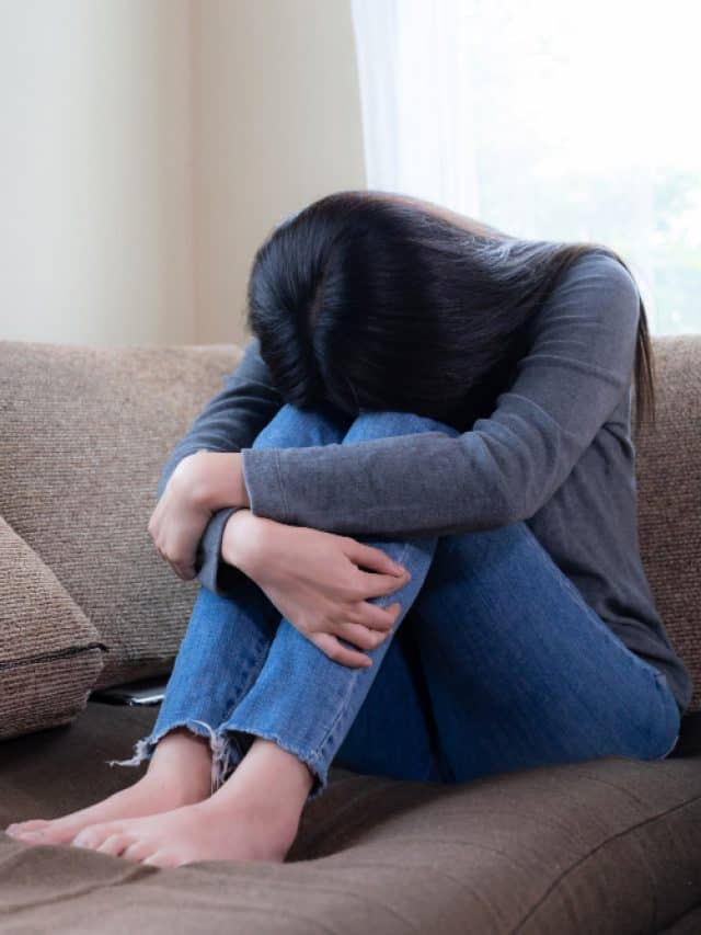 Are You Depressed? Here Are 5 Signs To Look Out For