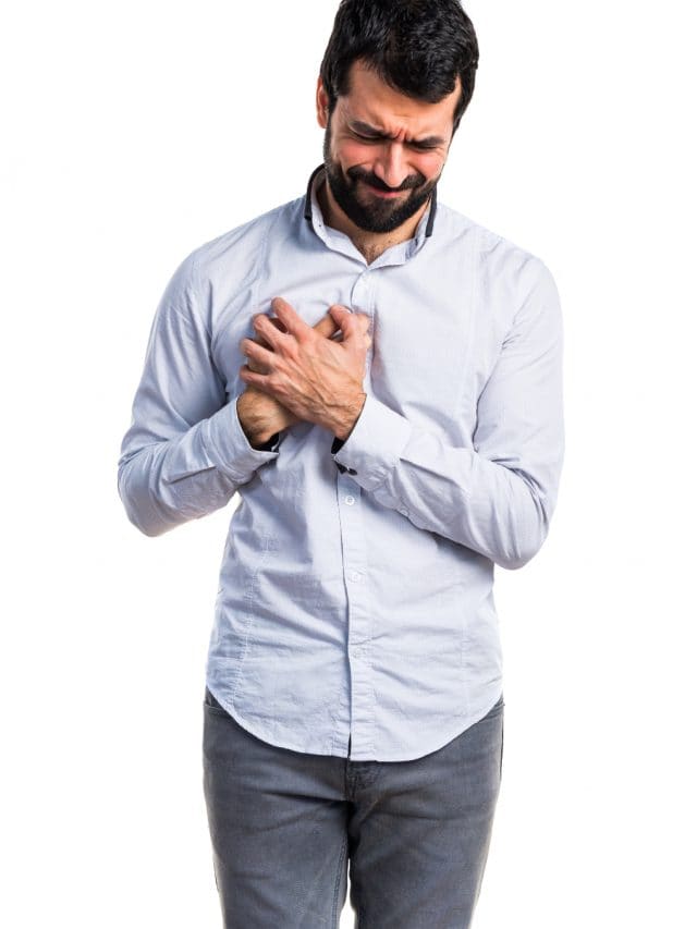 जानिये क्यों होता है सीने में दायीं ओर दर्द? जानिये क्यों होता है सीने में दायीं ओर दर्द?