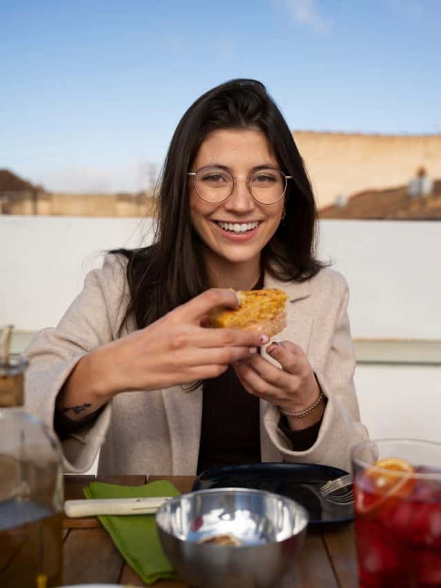 8 Foods To Improve Your Mood