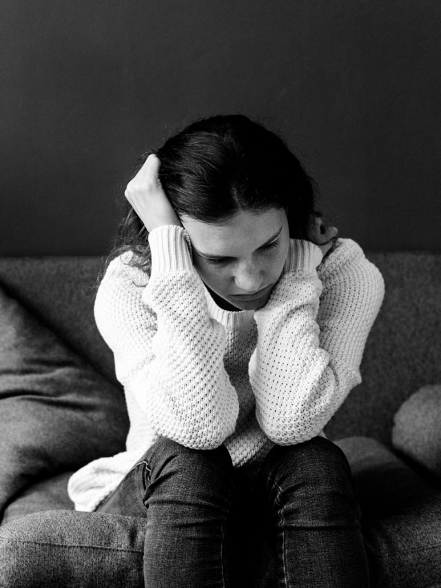 5 effective strategies to manage anxiety & depression 5 effective strategies to manage anxiety & depression