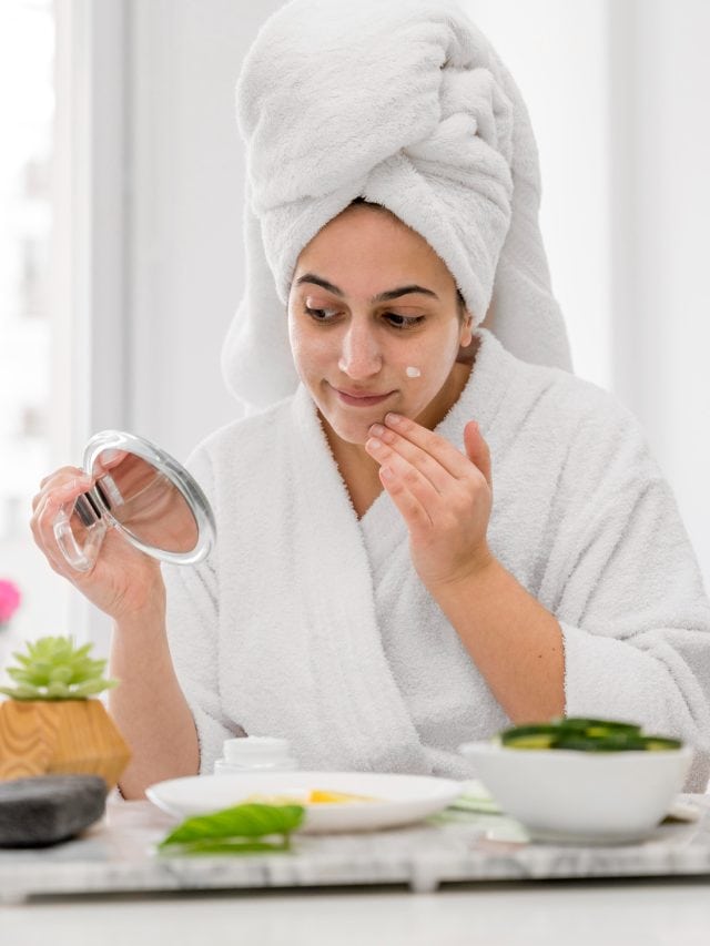 How to choose the best cleanser for acne-prone skin