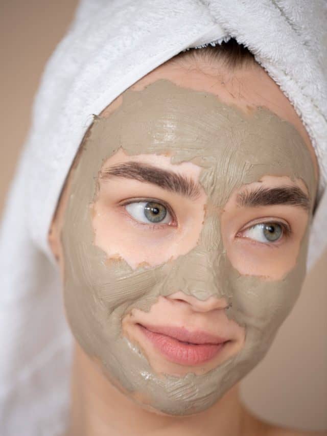 6 Homemade Scrubs For Festive Glow