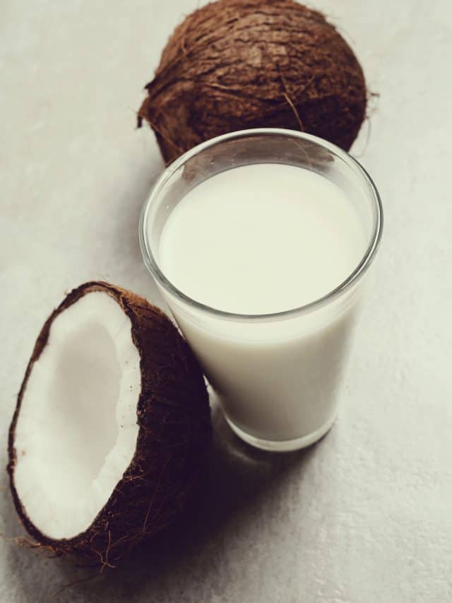 Coconut water vs. coconut milk: What is the difference? Coconut water vs. coconut milk: What is the difference?