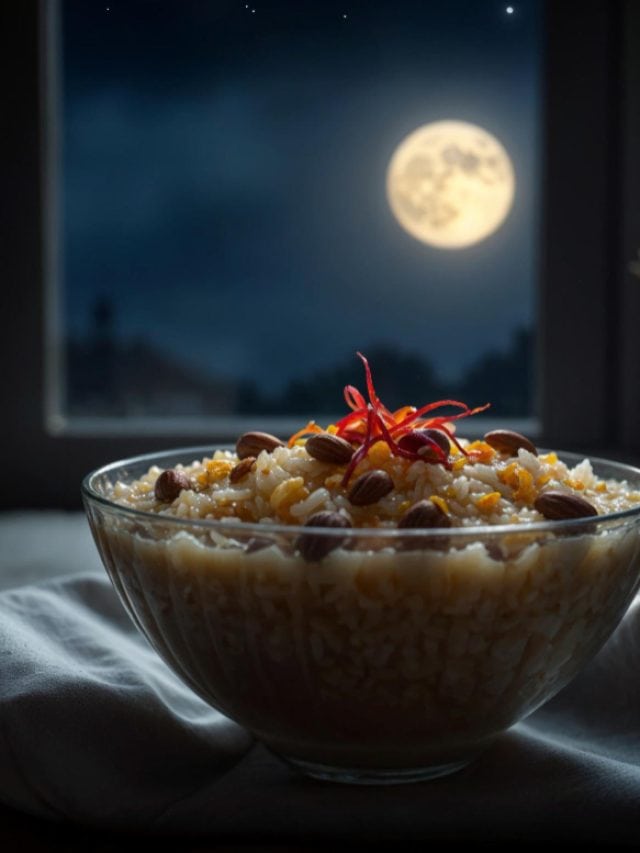 5 Health benefits of eating moonlight-charged kheer on Sharad Purnima 5 Health benefits of eating moonlight-charged kheer on Sharad Purnima