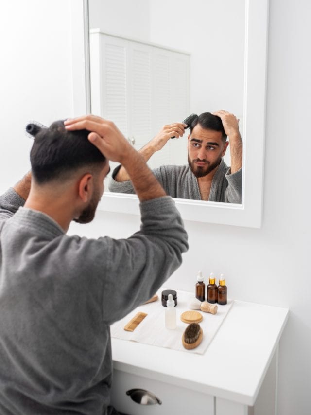 पुरुषों में बाल झड़ने की समस्या को कैसे कम करें?