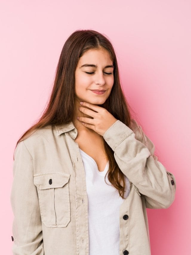 5 most effective remedies to ease sore throat