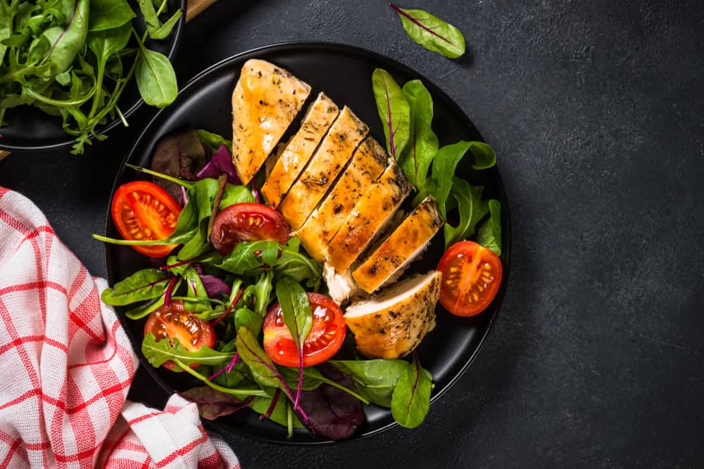 Chicken,Fillet,With,Salad.,Healthy,Food,,Keto,Diet,,Diet,Lunch