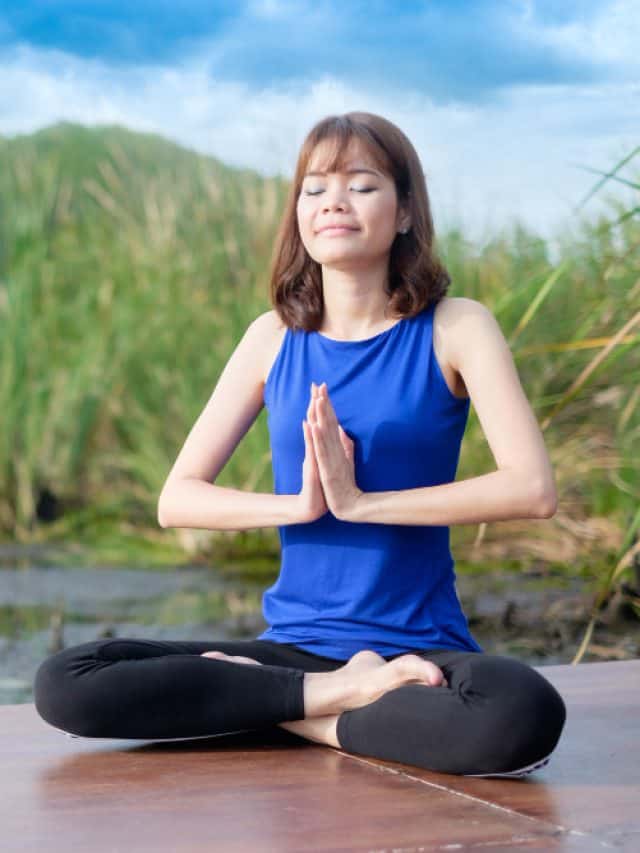 Look younger & stay fit with these 5 easy yoga poses
