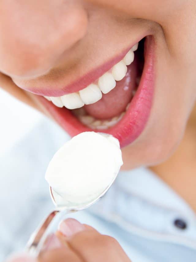 5 superfoods for better oral health and fresh breath