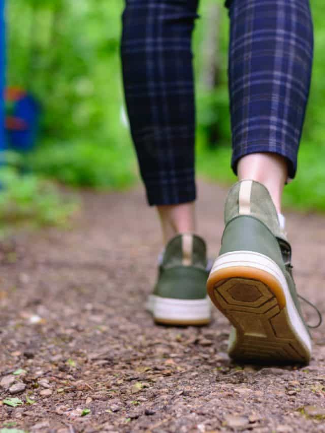 How many steps should you walk daily? How many steps should you walk daily?