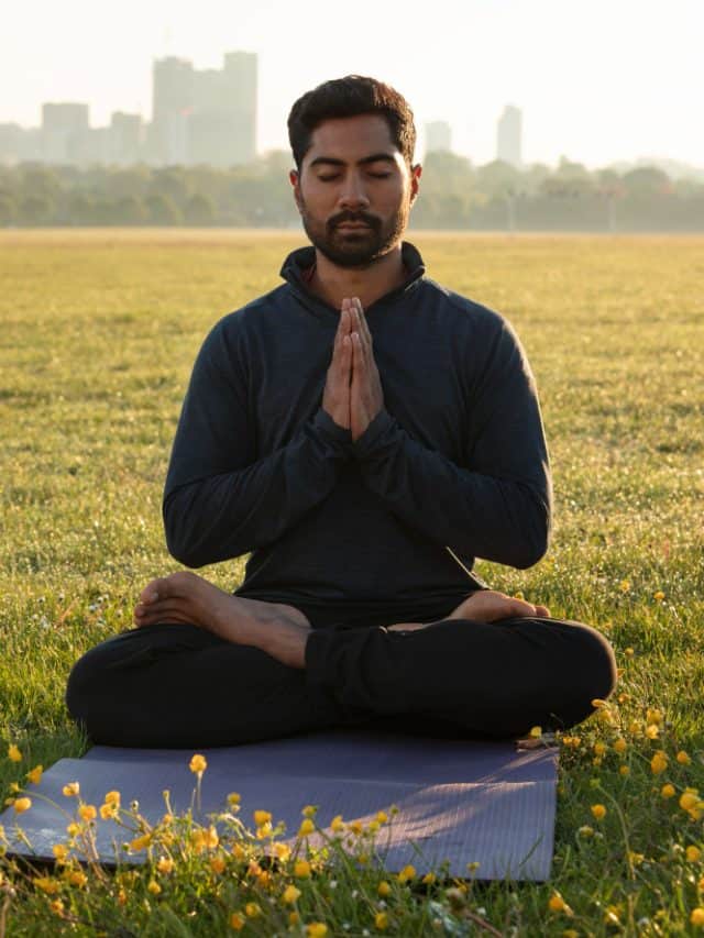 6 yoga poses to combat stress & reduce acne 6 yoga poses to combat stress & reduce acne