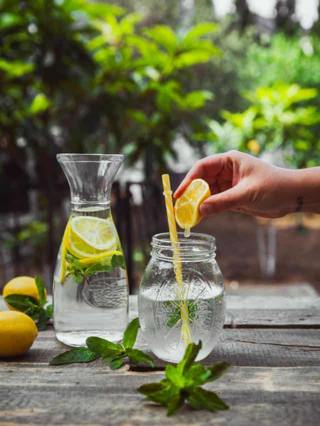 6 refreshing detox drinks after New Year party 6 refreshing detox drinks after New Year party