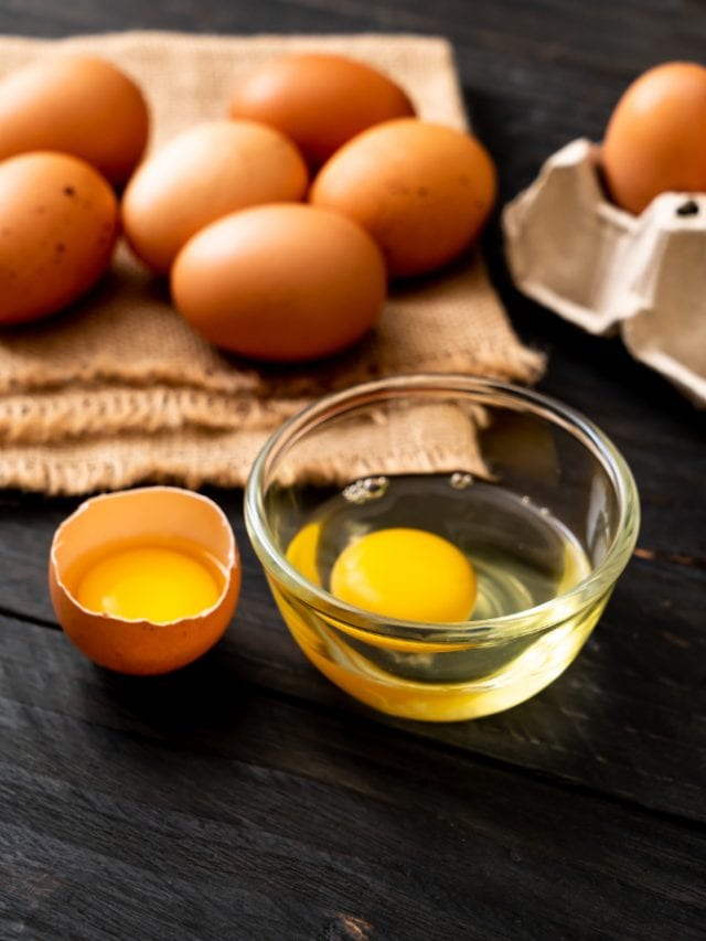 Egg yolk vs. egg white: Which is better for hair growth? Egg yolk vs. egg white: Which is better for hair growth?