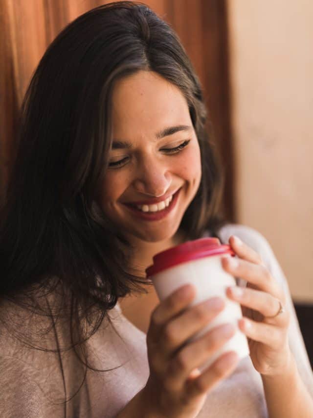 5 easy ways to use coffee for fast hair growth