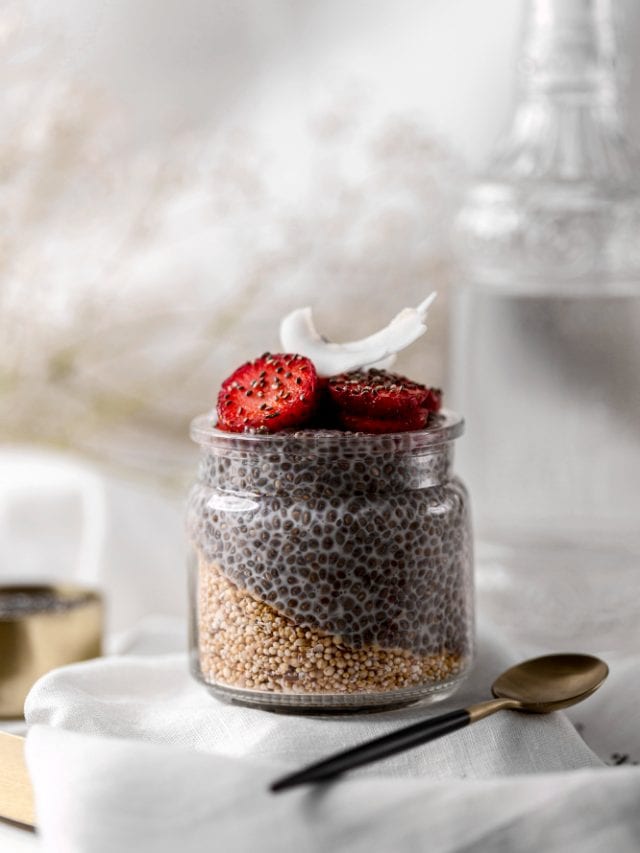 6 health benefits of chia seeds for healthy, glowing skin