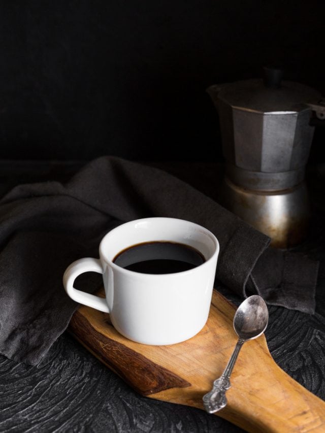 Why you should drink black coffee in the morning
