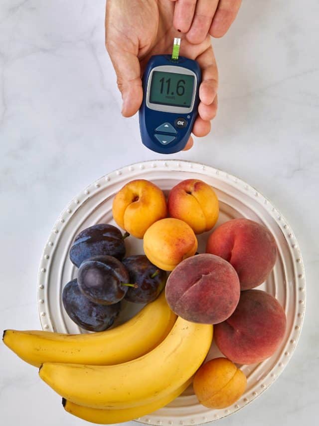 5 Summer fruits that do not spike blood sugar levels