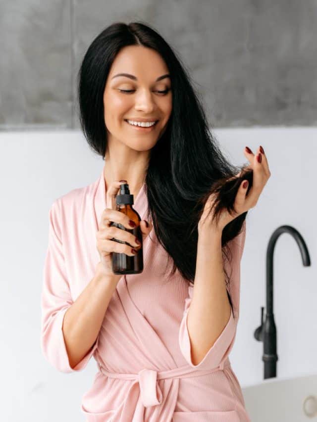 5 side-effects of oiling your hair too much