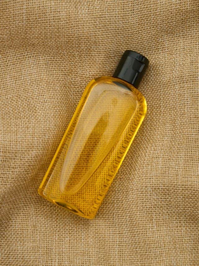 Beat the heat: 5 oils to nourish & protect summer hair Beat the heat: 5 oils to nourish & protect summer hair